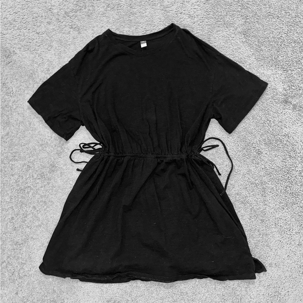Stylish Black Dress with Waist Tie
